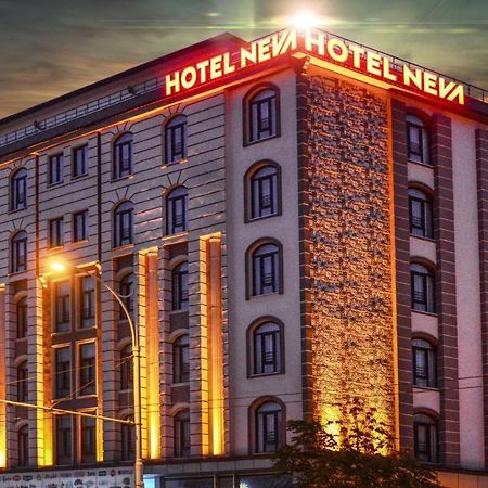 Neva Hotel Малатия Екстериор снимка