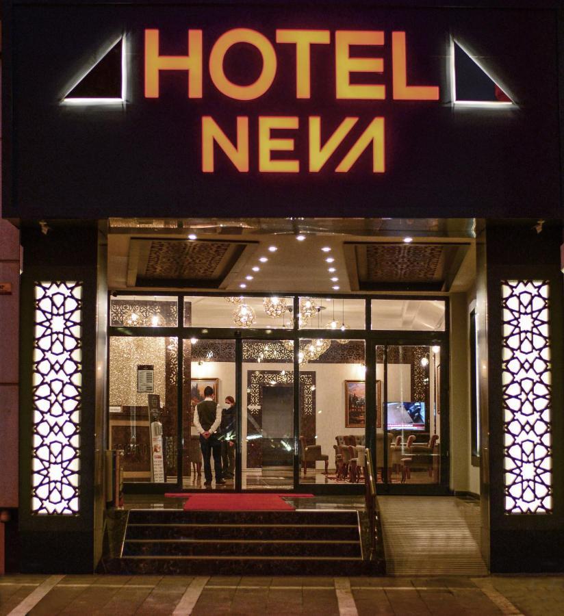 Neva Hotel Малатия Екстериор снимка