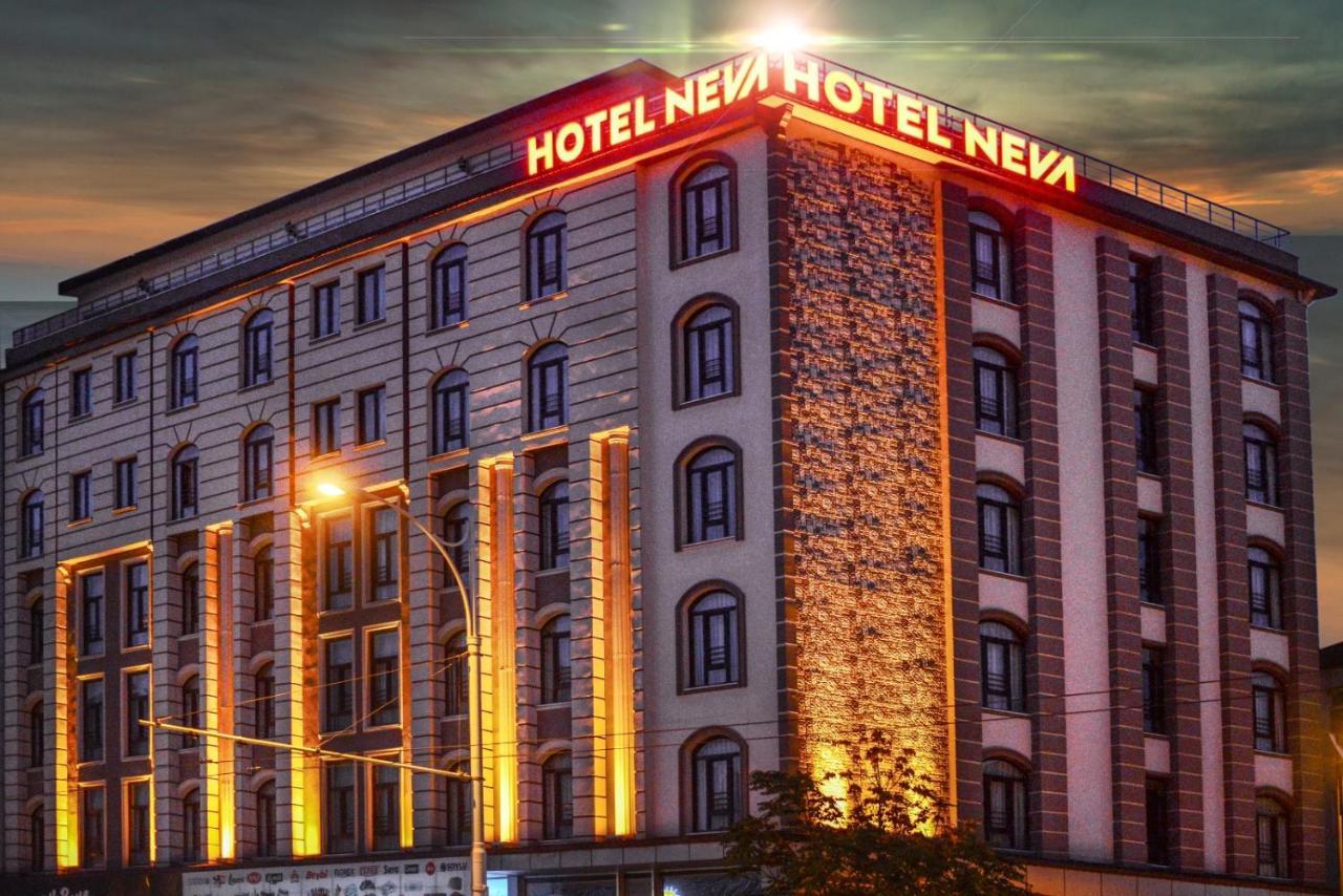 Neva Hotel Малатия Екстериор снимка